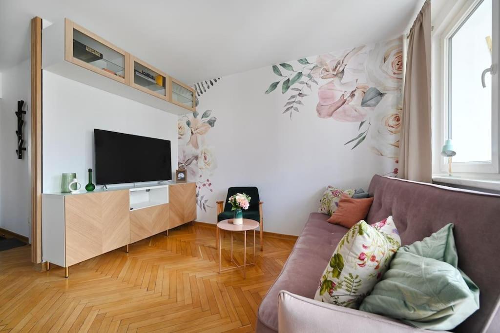 Powisle Solec City Centre! Private Parking Warsaw Luaran gambar